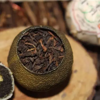 

2019 Guangdong Xiao Qing Gan Small Green Mandarin Pu'er Tea for Warm Stomach and Anti-fatigue