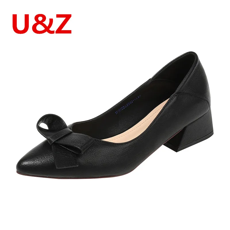 small block heel black shoes