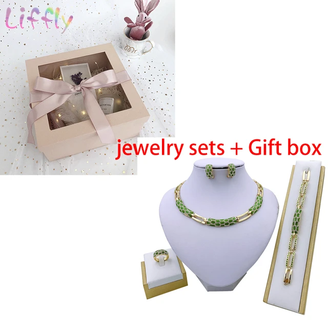green sets and box