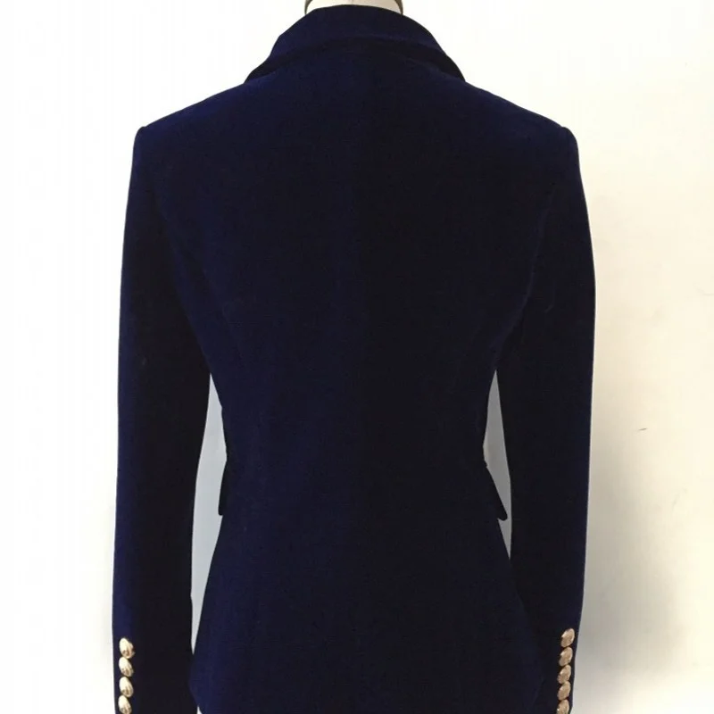 Рисунок 5 - Модный роскошный женский бархатный блейзер