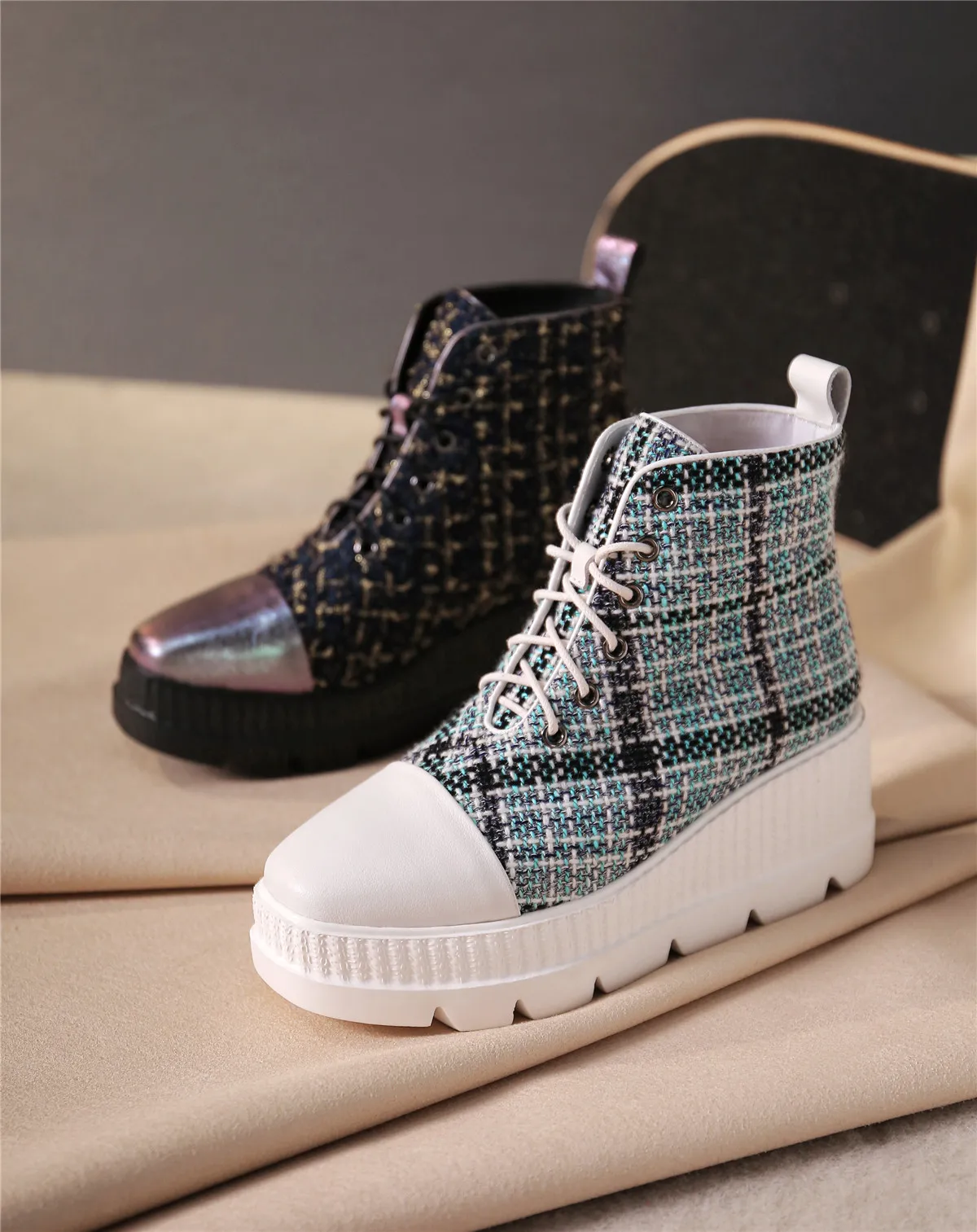 Women's genuine leather fabric patchwork lace-up platform flats ankle boots leisure punk short martin boots high quality shoes