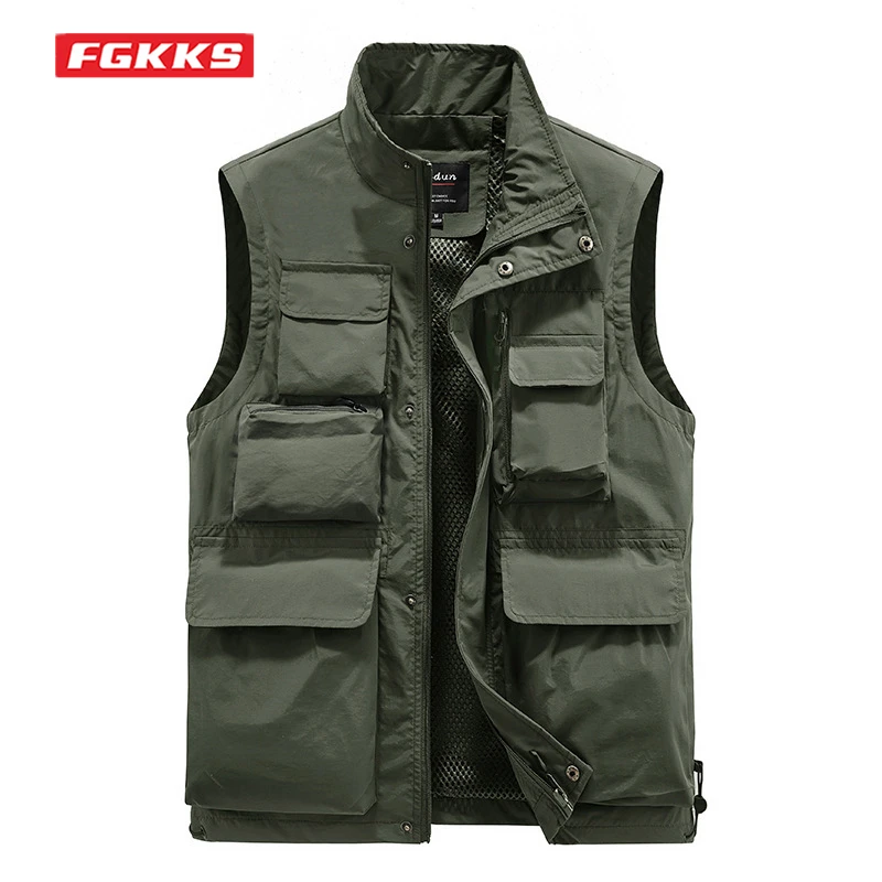 

FGKKS Men Outdoor Vest Multi-Pocket Solid Color Fishing Director Reporter Work Waistcoat Photography Casual Vest Jacket Male