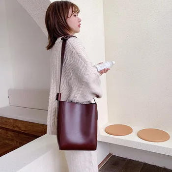 

Autumn And Winter New Style Wide-Strap Vintage Shoulder Cross-body Bucket Bag Large Capacity Solid Color WOMEN'S