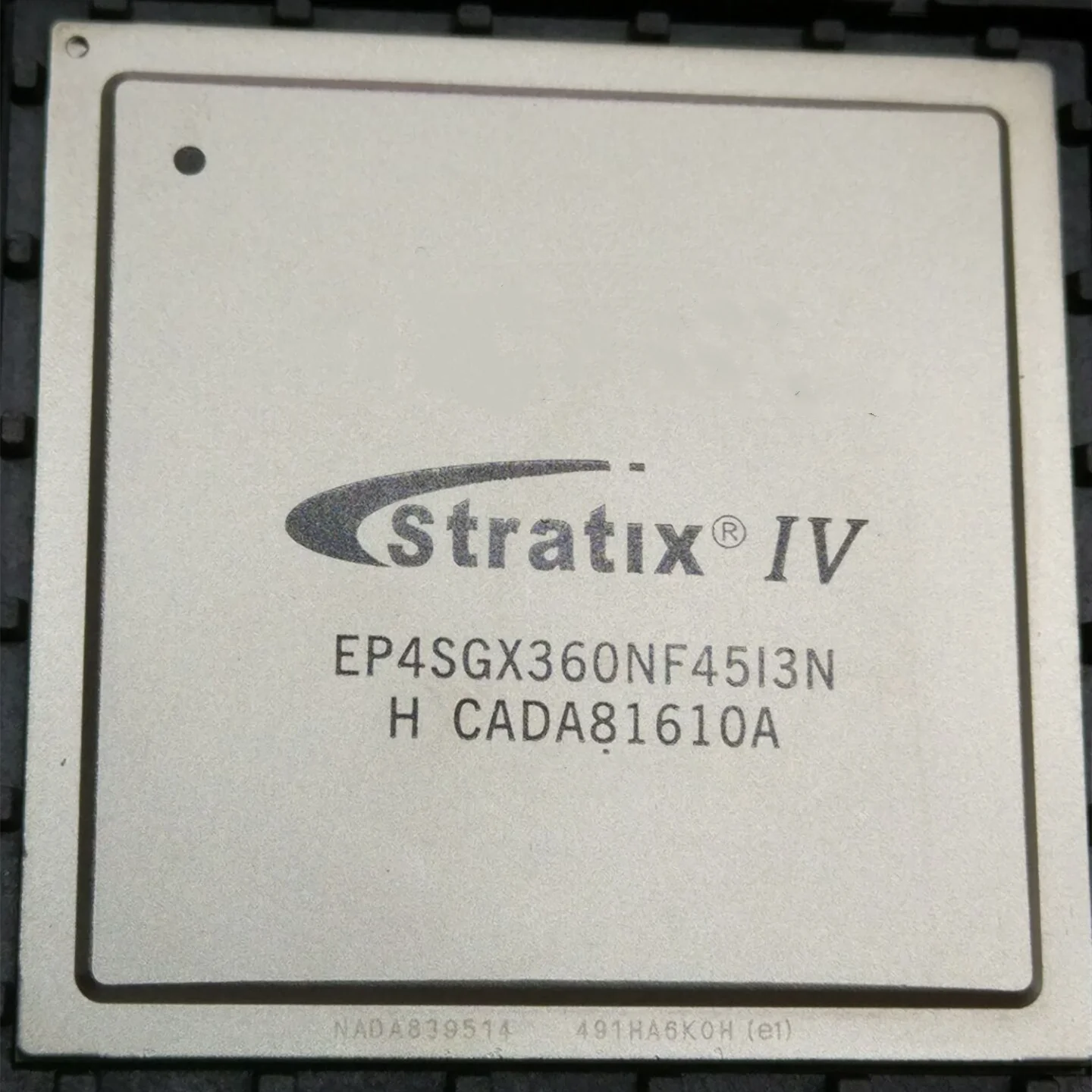 EP4SGX230KF40I3N EP4SGX360NF45I3N EP4SGX530NF45I3N 임베디드 FPGA