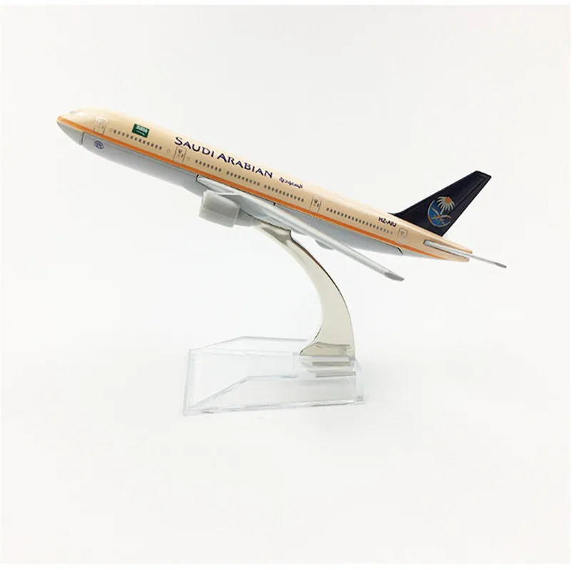 Авиационная модель самолета Boeing 747 400 Airways модель самолета Saudi Arabian B747, подарки для детей 1