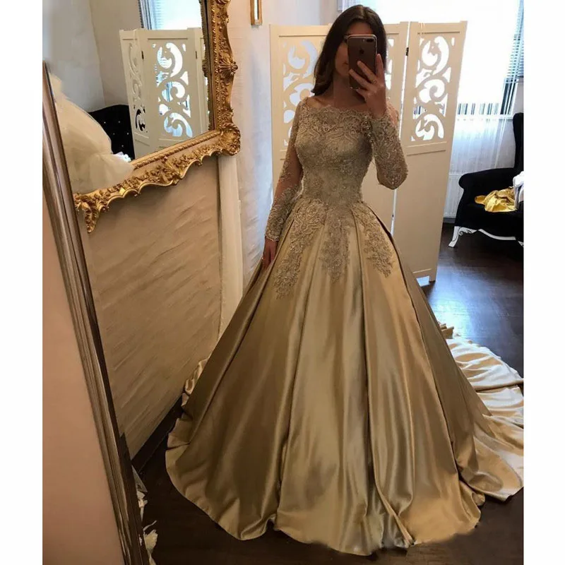 

Elegant 2020 Off Shoulder Prom Dress Long Sleeves Vestidos De Fiesta Dress For Graduation Formal Evening Prom Dresses Plus Size