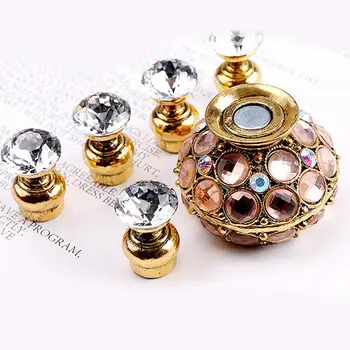 

Rhinestone Nail Art Display Stand Rack Magnetic Base Tip Holder Manicure Tool Nail Art Practice Manicure Tool Rhinestone