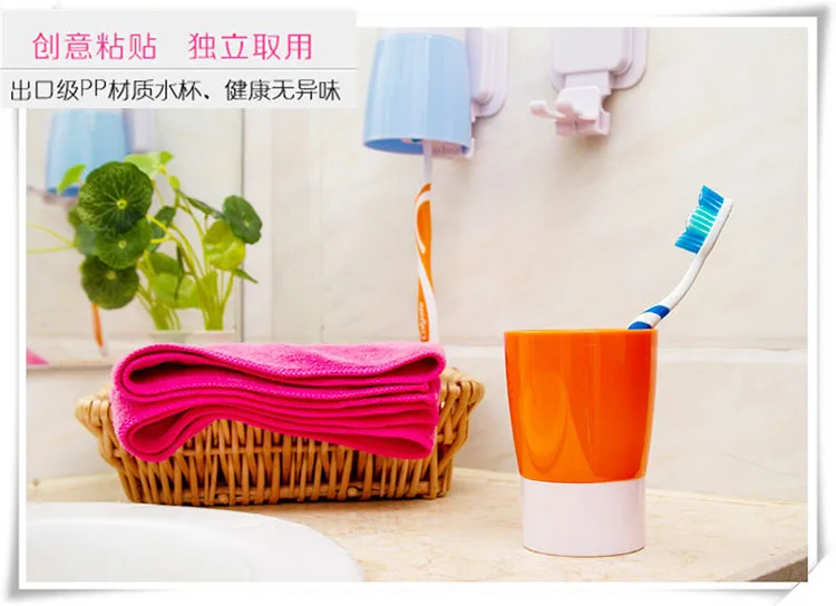 In-Adhesive Bayonet Toothbrush Holder Toothbrush Cup Water Draining Toothbrush Cup Wall Hangers Cups 100G