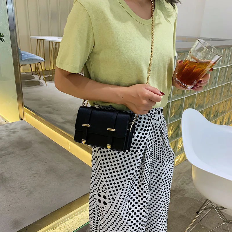

The new girl 2019 new bead chain double belt linear ramp Pack Single shoulder bag stylish and small parties