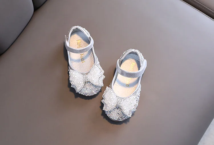 Sandal for girl Autumn Girls Leather shoes Princess Square Rhinestone Bow Single Shoes Fashion Children Performance Wedding Shoes G14 girls leather shoes