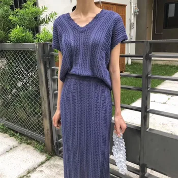 

2020 Autumn Knitted 2 Piece Set Women Outfits V-neck Short Sleeve Sweater Tops + Bodycon Long Skirts Set Female Two Piece Set