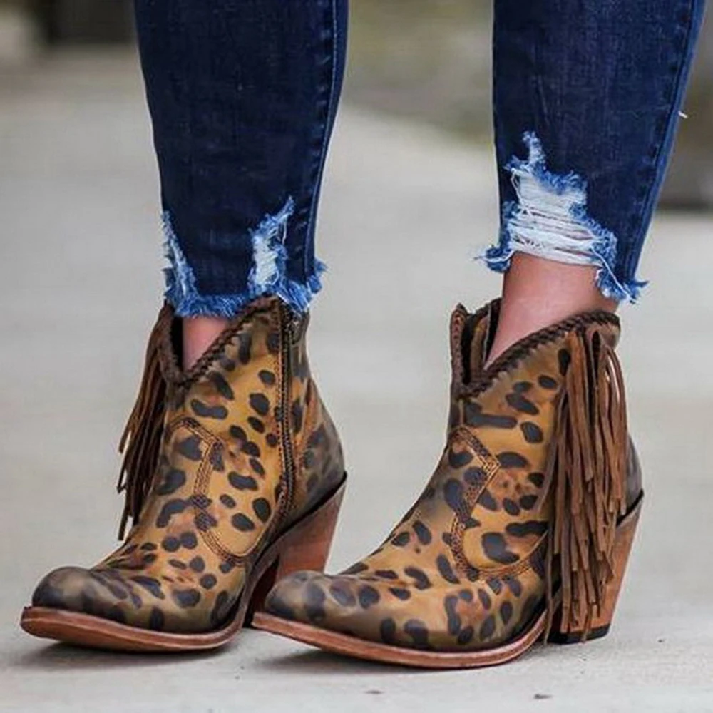 Замшевые ботинки в стиле ретро; женские ботильоны с бахромой и боковой молнией; женская обувь на массивном каблуке; женские ботинки на низком каблуке с круглым носком - Цвет: leopard