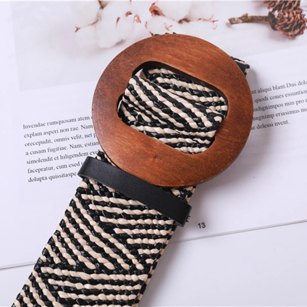 Women Braided Straw Waistband Cinch Belt with Round Wooden Buckle