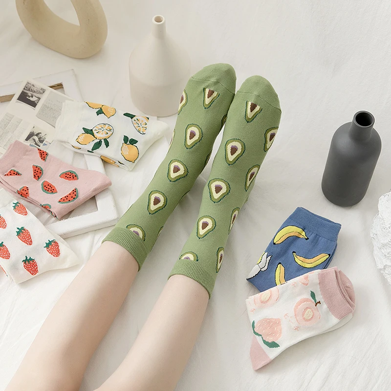 Nouveau été dessin animé fruits coton pastèque citron fraise banane avocat femmes Version coréenne mode chaussettes de rue