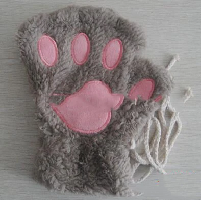 Women Cute Cat Claw Paw Plush Mittens Warm Soft Plush Short Fingerless Fluffy Bear Cat Gloves Costume Half Finger Black Beige - Цвет: C