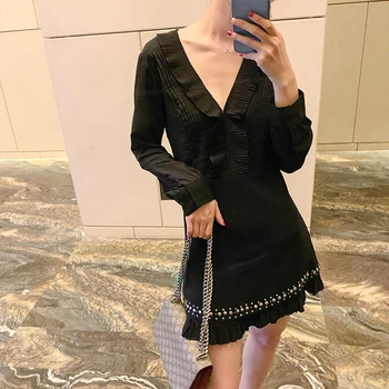 

Women Dress 2019 Fall Winter Collection Ruffled Necklace V-neck Dress