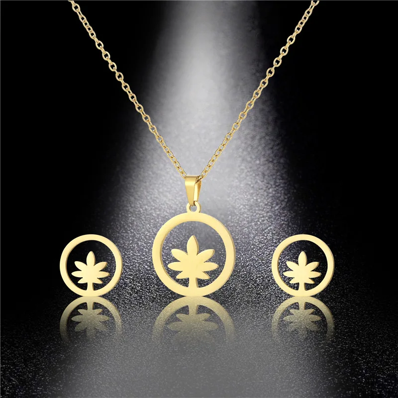 

Stainless Steel Maple leaf Earrings Necklace Set For Women Simplicity Pendant Necklace Clavicle Chain Jewelery Fashion Gift