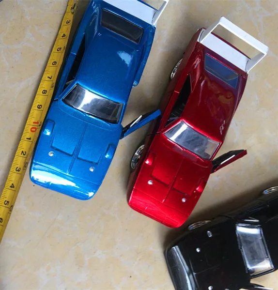 Jiada gm srt Mustang 1: 32 модель автомобиля из алюминиевого сплава ВОИН автомобиль спортивный автомобиль модель игрушки