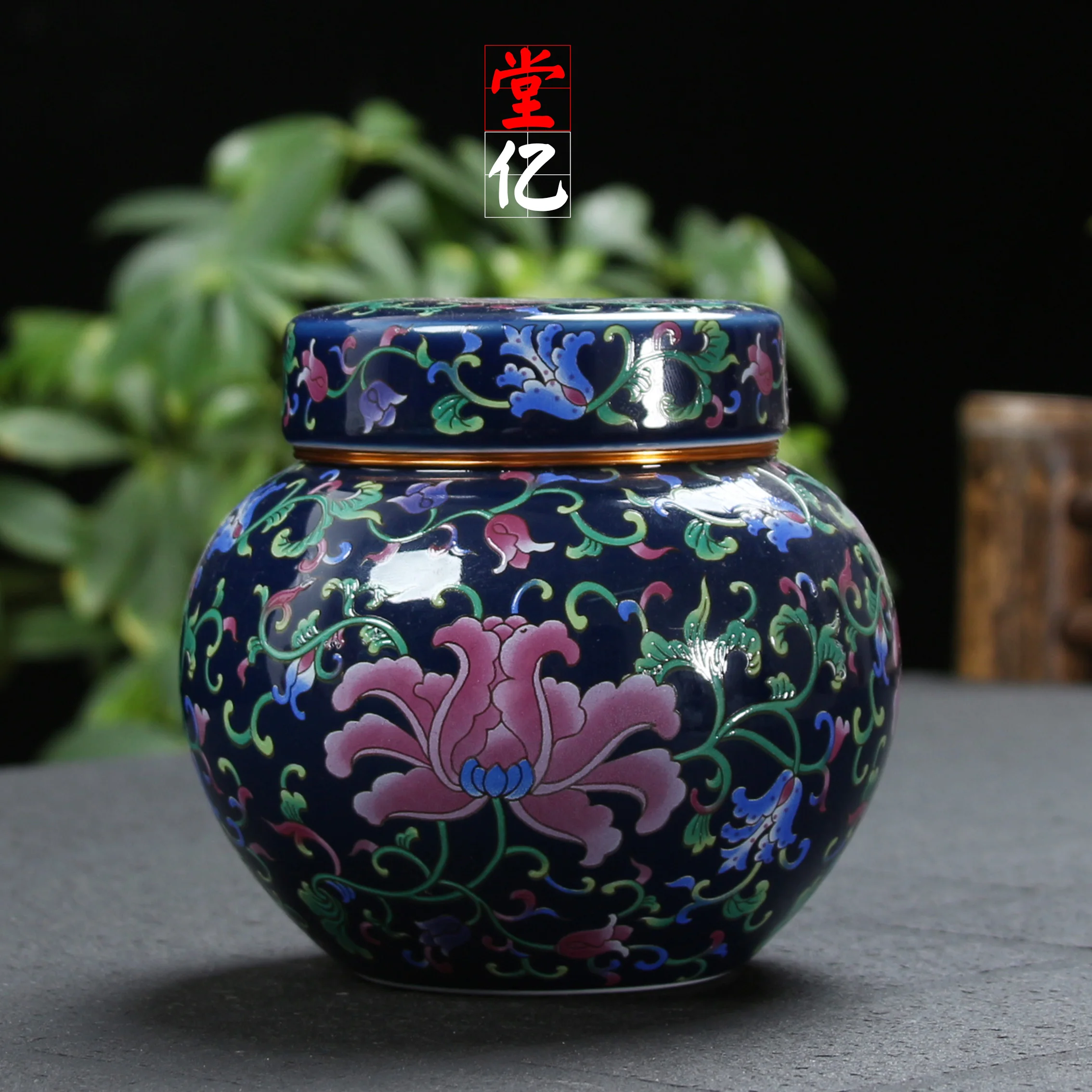 

Ceramic household tea pot large enamel exquisite high grade gift sealed can personality box storage tank Pet urn