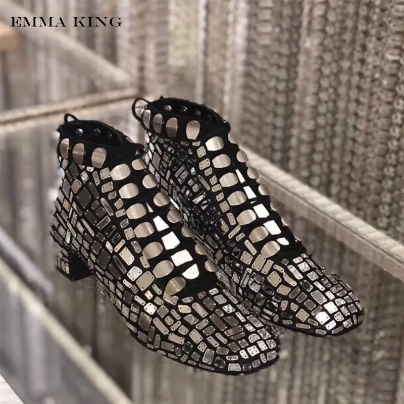 

EMMAKING 2020 Winter Luxury Metal Sequins Martin Ankle Boots For Women Girls Lace Up Square Toe Shoes With Velvet Lining