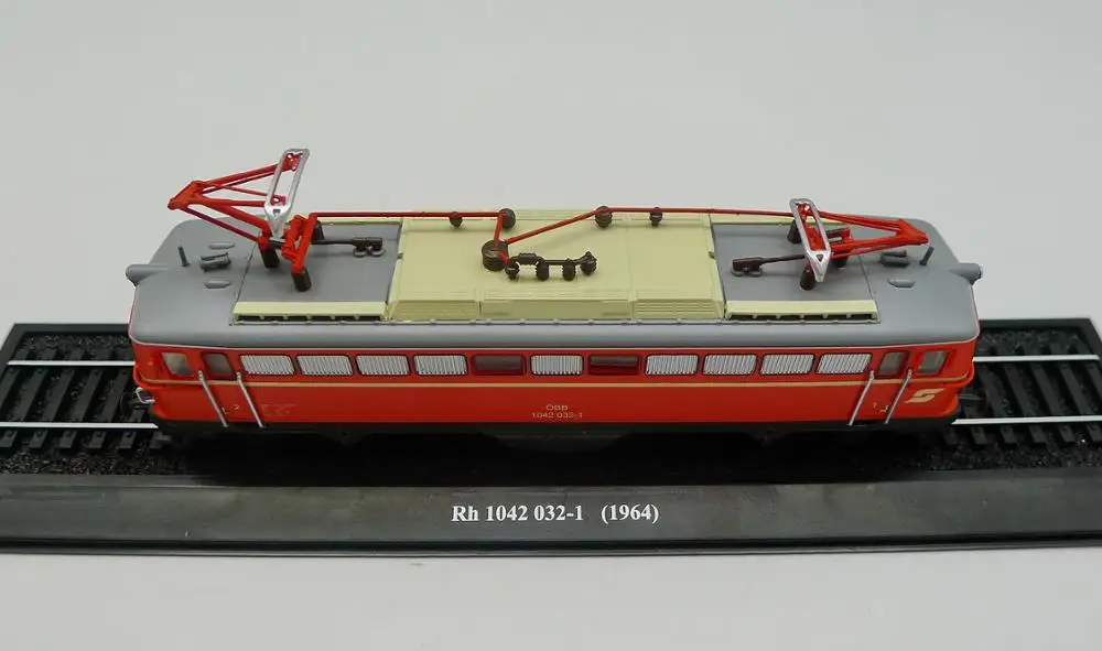 Atlas Rh 1042 032-1(1964) поезд 1/87 литая модель
