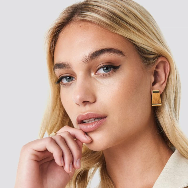 Yhpup, новые модные брендовые медные простые золотые серьги-гвоздики, темпераментные металлические серьги для женщин, офисные вечерние серьги S925