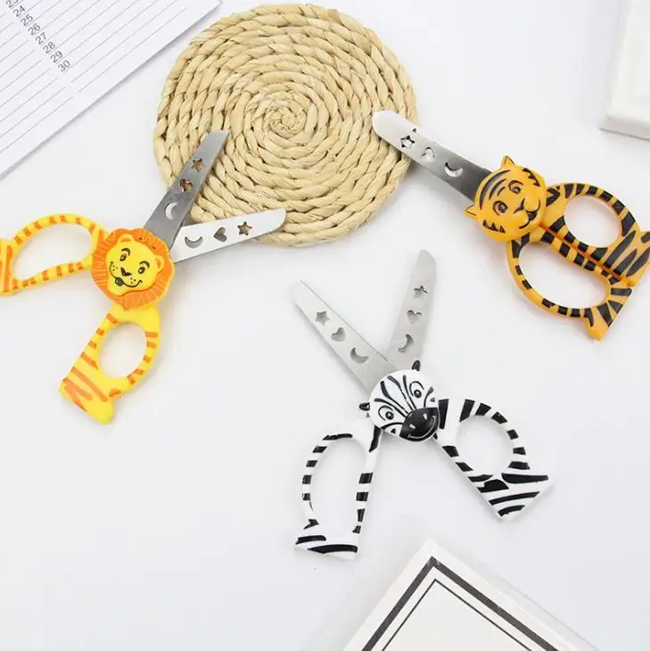 1 шт милые DIY лесные животные, тигр, Лев, Лошадь пластиковые ножницы для резчик бумаги; Скрапбукинг, Офисные, школьные, корейские канцелярские принадлежности