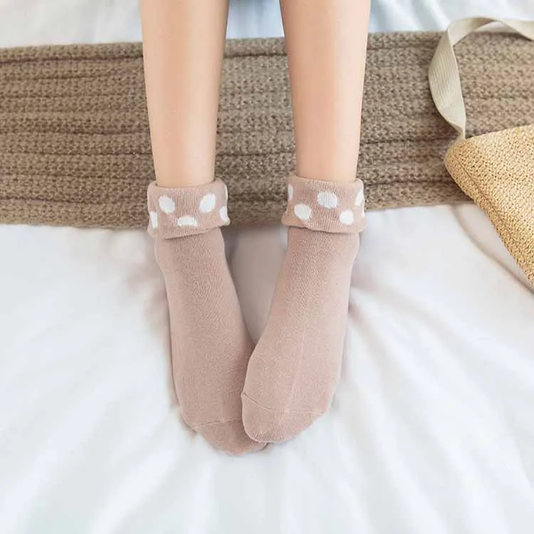 FENNAISI новые носки женские осенние и зимние послеродовые свободные Дышащие носки для беременных женщин широкие носки из хлопка - Цвет: Khaki