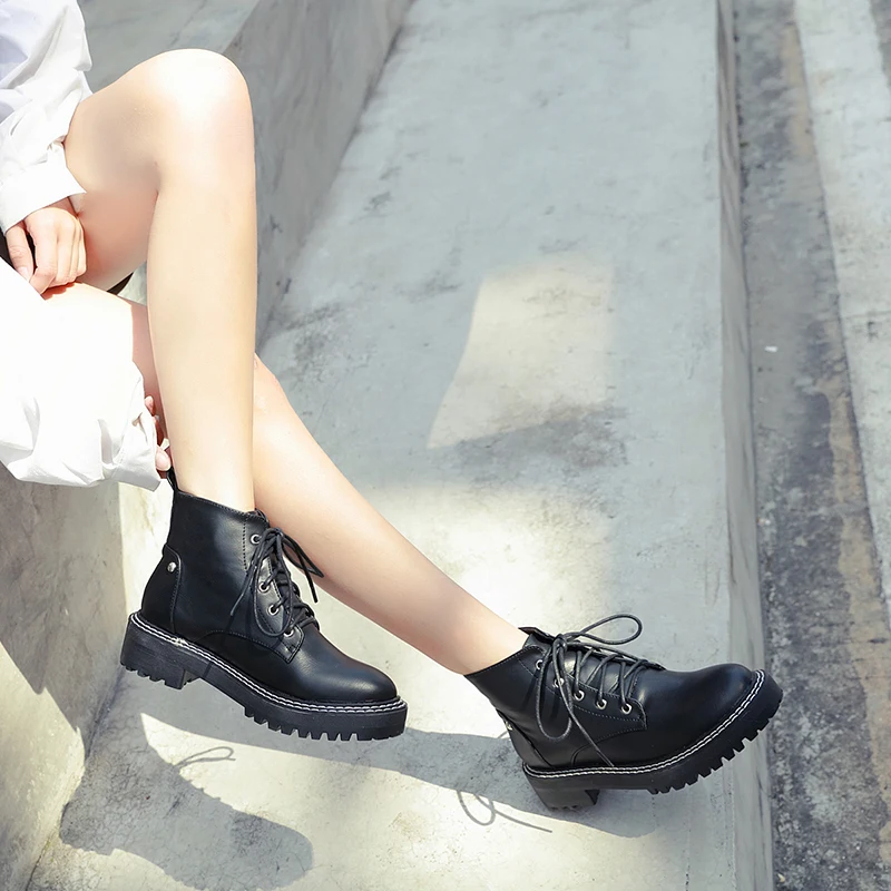 

Botas Women Motorcycle Ankle Boots Female Lace Up Platforms winter autumn Leather Oxford Shoes Woman 2020 Botas Mujer LJB248