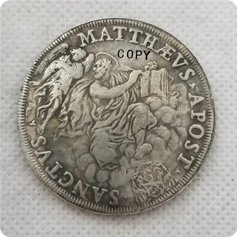 

Pope Inocent XI Coin Medal Vatican Sanct Vs Matthaus Apost COIN COPY-replica coins medal coins collectibles