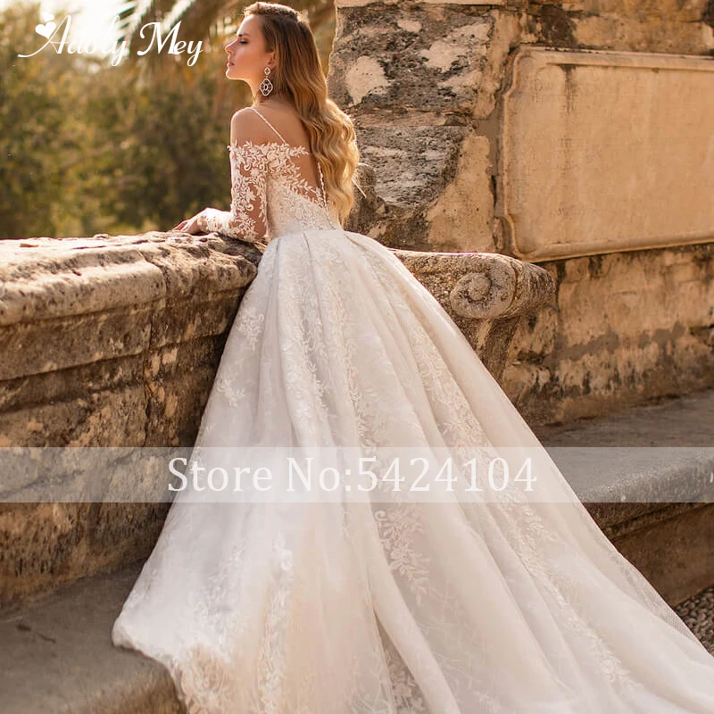 modest wedding dresses Glamorous Lace Appliques Court Train A-Line Wedding Dress 2022 Luxury Sweetheart Neck Beading Long Sleeve Princess Wedding Gown blue wedding dress