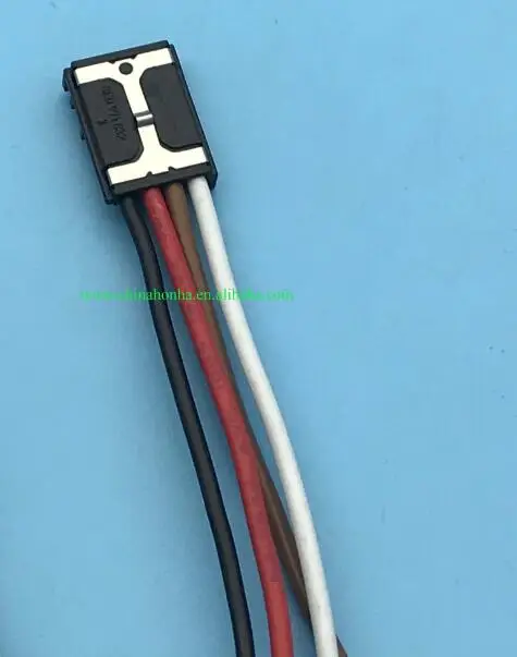 Hc40470101f774ac984e0dd9667d46050D