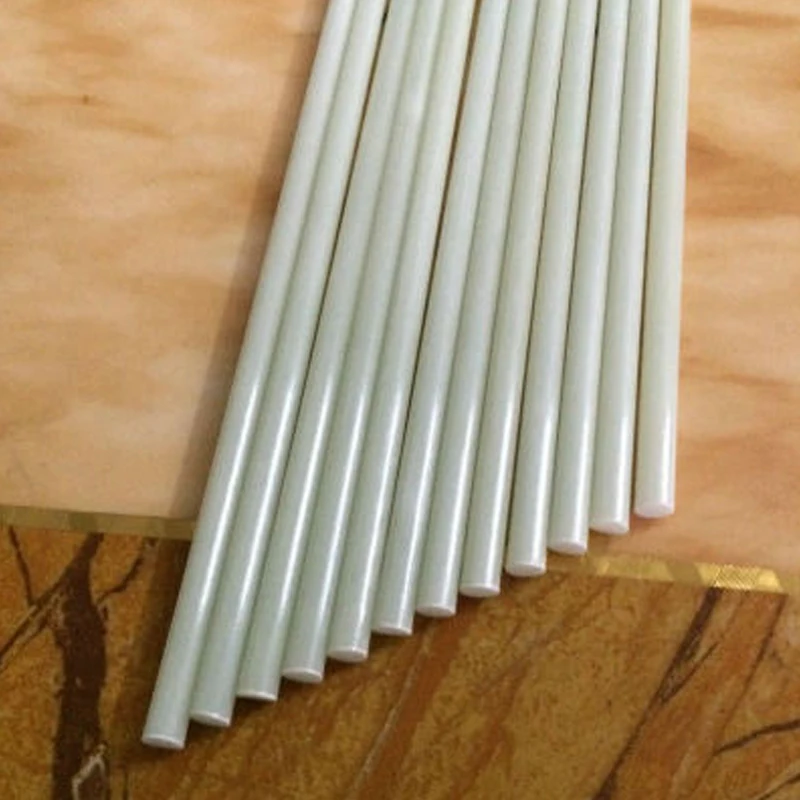 Rinchiudersi Con Una Pinzetta Con Cubetti Di Ghiaccio E Metterla In Un Grande Cubetto Metterle 179656926 - Foto 7