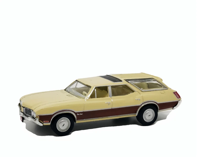 1: 64 гренлайт Голливуд S24 1970 VISTA CRUISER без коробки