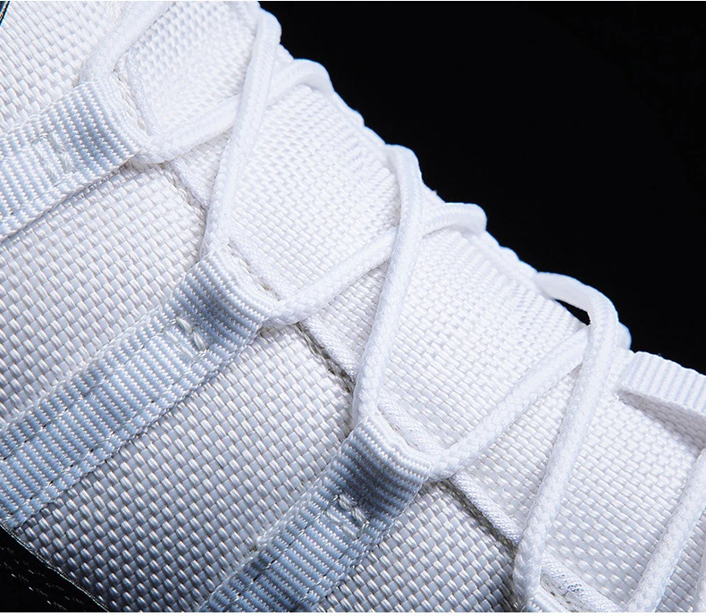 11922025011_2110726694