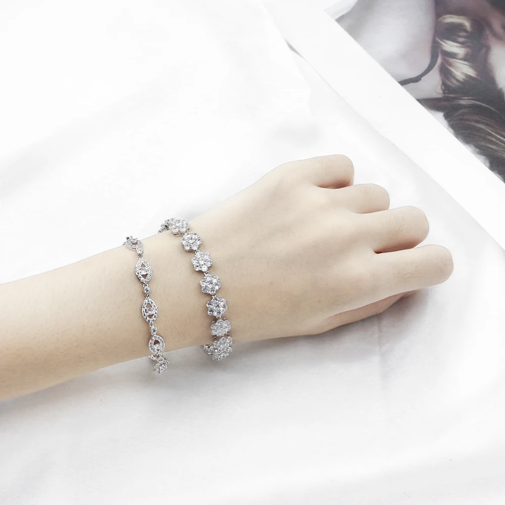 

Devil's Eye and Flower Series Bracelet High Quality Crystal Men and Women Couple Bracelet Elegant Mystic Valentine's Day Girl