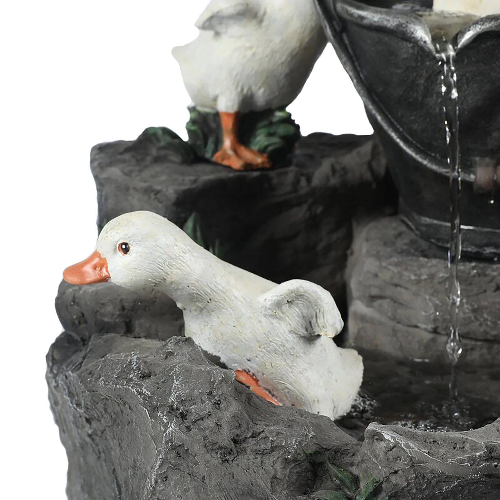 Outdoor Garden Decoration Animal Family Statue Water Fountains with Light Solar Landscape Lights Ducks Squirrels Decor for Yard