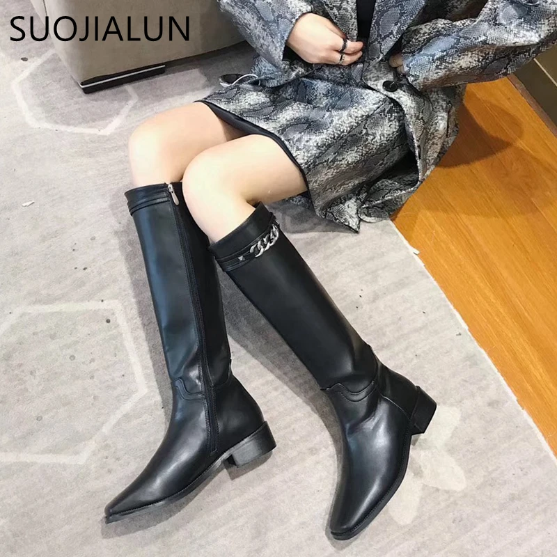 SUOJIALUN/модные брендовые женские зимние сапоги до колена; высококачественные рыцарские сапоги из мягкой кожи; черные теплые сапоги на плоской подошве с молнией и цепочкой