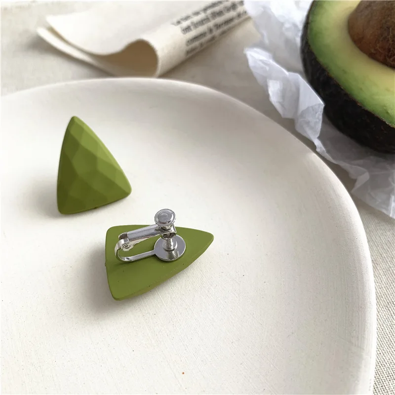 2020 Korean Round Green Resin Stone Earrings Retro Fresh Green Acrylic Flower Geometric Square Clip on Earrings Without Piercing 