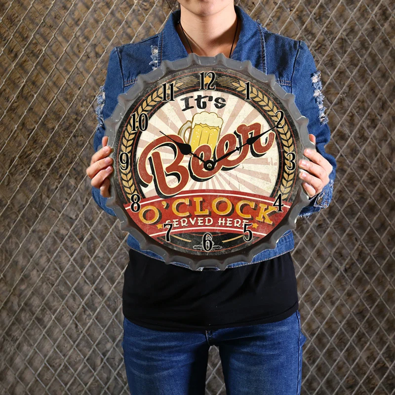 Grande Orologio Da Parete Bar Ferro Reloj De Pared Decorazioni Per La Casa Appeso Decorazioni Vintage Birra Vino Metallo Nordic Art Tappo Di Bottiglia
