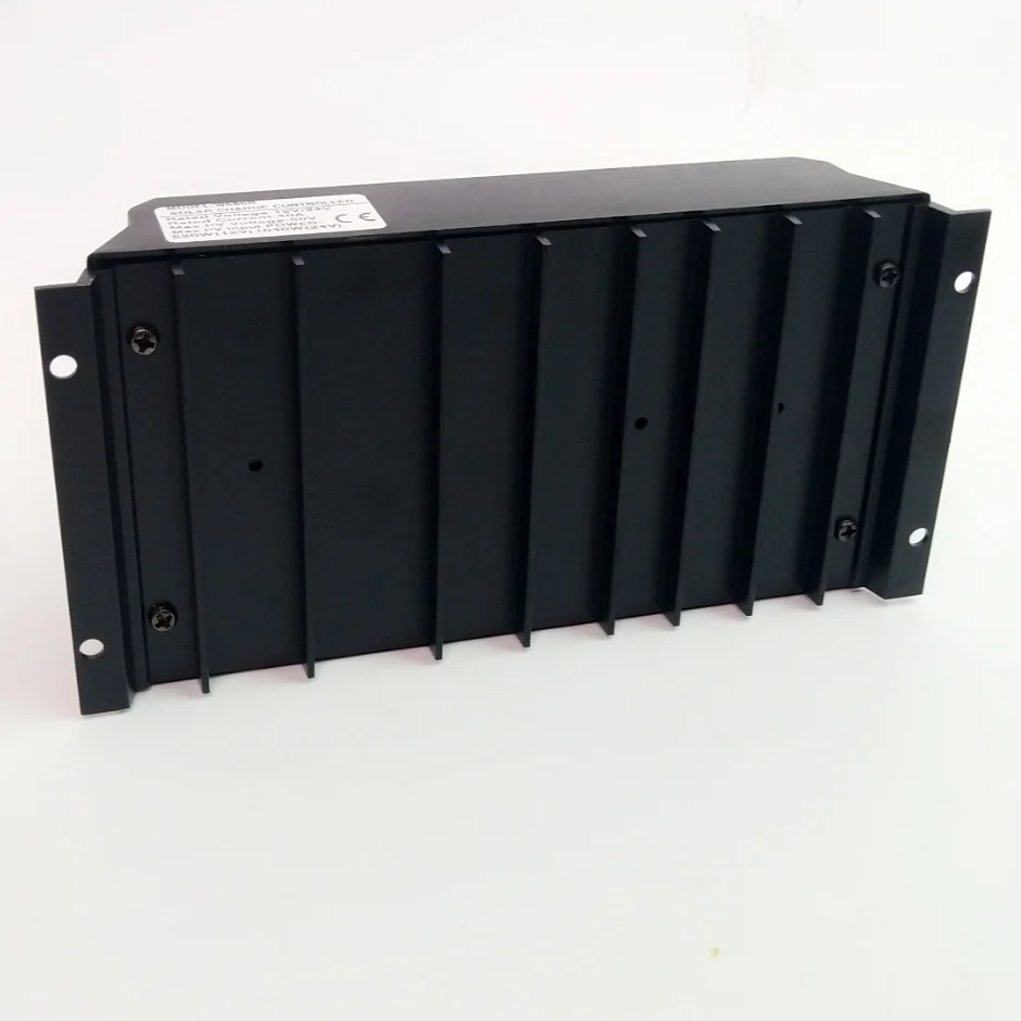 Solar Charge Controller with LCD Display & Dual USB Ports - PWM Solar PV Regulator & Battery Charger (10A to 60A, 12V/24V)