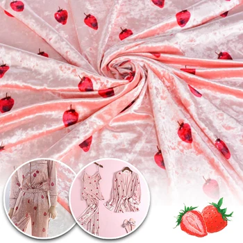 

100*150cm Velvet Strawberry Fabric For Dress Pajamas Tablecloth Curtains Blanket Stretch Flannel Cloth Diy Handmade Patchwork
