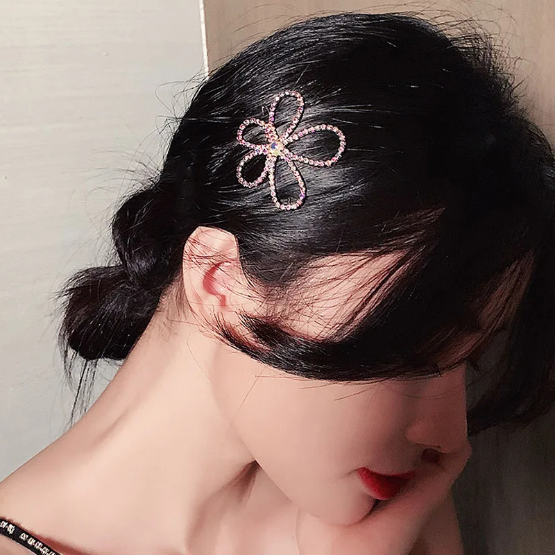 

Korea Rhinestone Hairpin for women Model AB Color Hollow Flower Hairpin Side Clip Girls Party 2020 Trendy Fashion Headdress