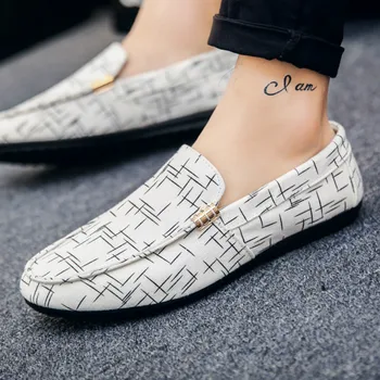 

2019 Casual Men Shoes Summer Men Loafers Light Canvas Sneaker Mens Youth Shoes Breathable Fashion Male Flat Footwear HH-366