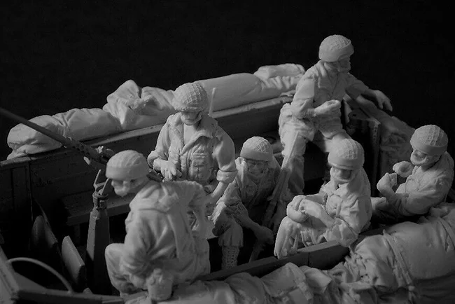 

1/35 ancient Paratroopers Rear Set Crews -(6 figures) (NO CAR ) Resin figure Model kits Miniature gk Unassembly Unpainted
