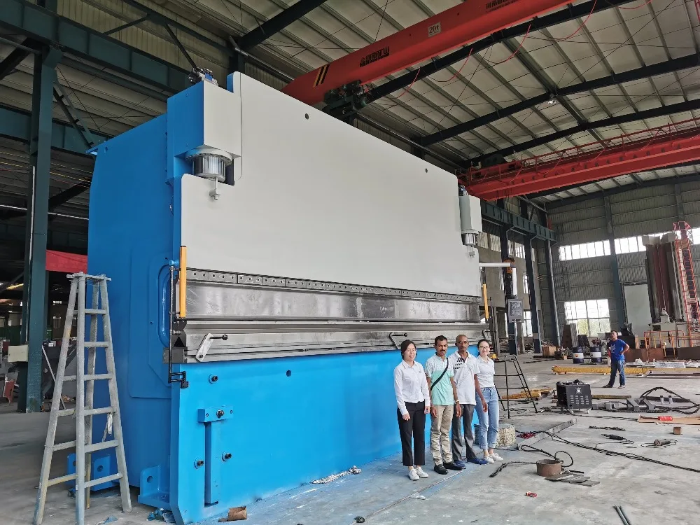 WE67K-600T/7100 4+ 1 Ось листовая пластина Электрический гидравлический листогибочный пресс
