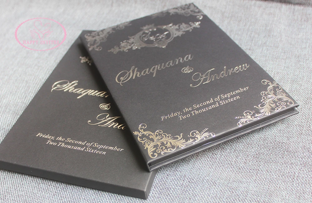 HI1156-05 Custom Black & White Hardcover  Wedding Card with Silver Foil and Acrylic Invitation with Black Letters Made in China