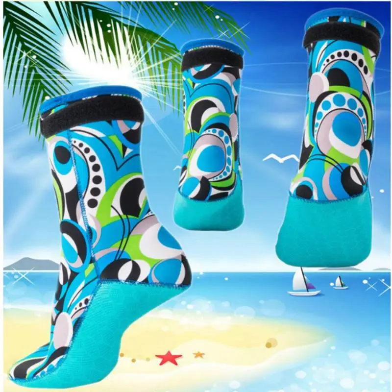 3mm Neoprene Wetsuits Socks Water Fin Socks for Beach Swim Surf Yoga Exercise Hiking Outdoor Activities - Select Sizes