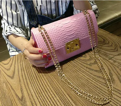 large pink Модная женская сумка из крокодиловой кожи с клапаном, дизайнерские сумки, женские сумки, черный, белый, маленький дневной клатч, Золотая цепочка, сумки через плечо для девушек - Цвет: large pink