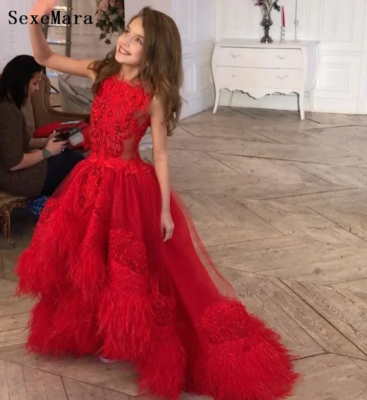 

Red Feather Girls Pageant Dresses Jewel Neck Appliqued High Low Flower Girl Dress Lace Tulle Communion Gowns Birthday Dress